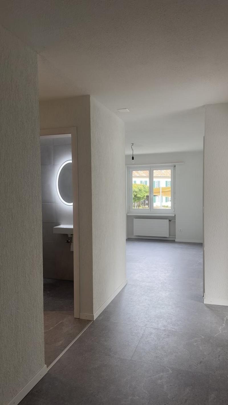 Korridor mit Badezimmer