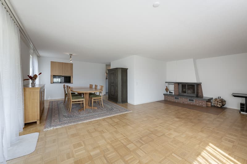 Wohnzimmer, Sicht gegen Esszimmer