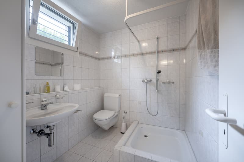 Dusche/WC bei Bastelraum