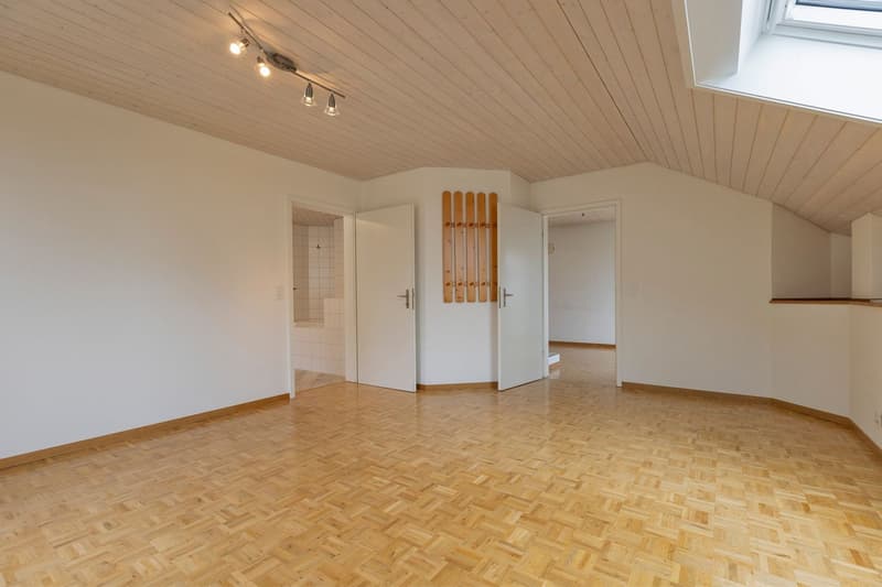Maison unifamiliale dépendante de 5,5 pièces au-dessus de la mer de brouillard (11)