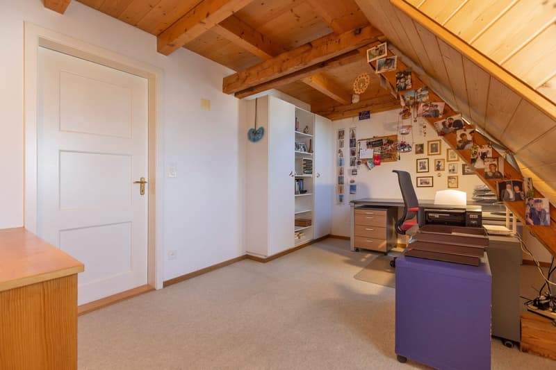 4.5-Zimmer Reiheneinfamilienhaus an idealer und ruhiger Lage (18)