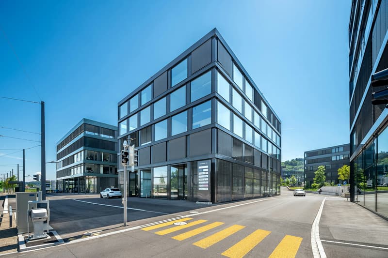 Spacious commercial spaces from 130m2 in Spreitenbach (5)