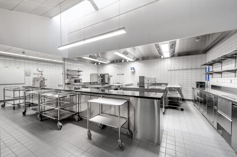 Swiss Re Campus - Premium-Büro am BHF Sood Oberleimbach (13)