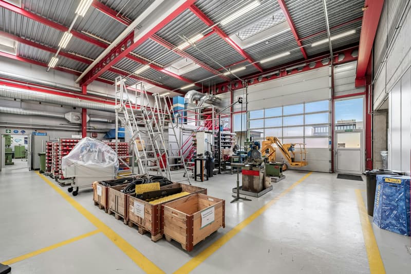 Neuer Firmensitz gesucht? Gewerbe-, Produktions- und Lagerflächen mit Büro ab 5'000 m² (6)