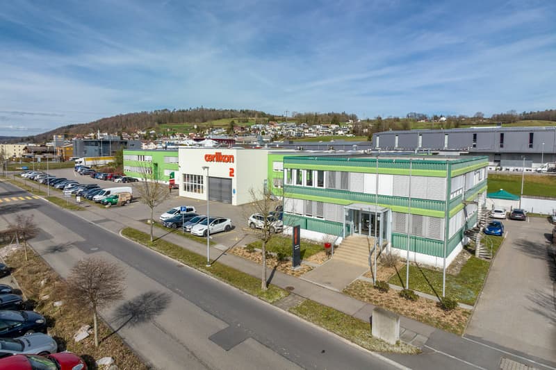1'010 m² klimatisierte Büroflächen - ideal für Verwaltung, Entwicklung und Administration (1)