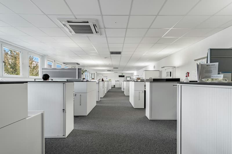 1'010 m² klimatisierte Büroflächen - ideal für Verwaltung, Entwicklung und Administration (5)