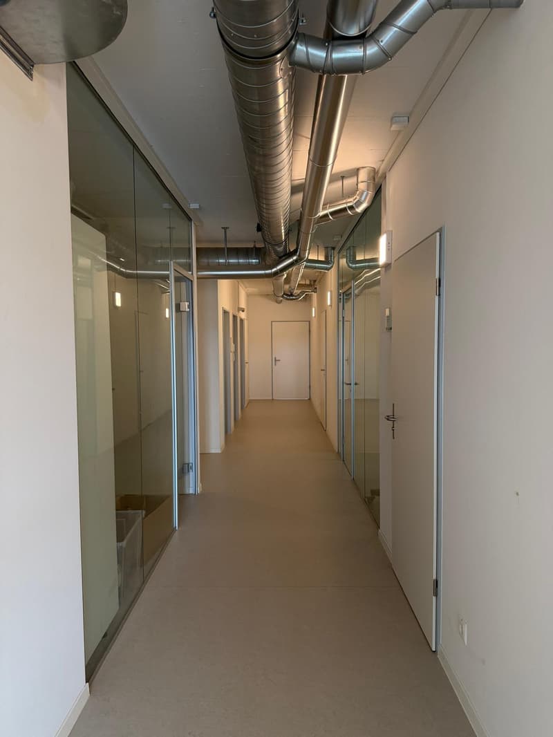 Modern, flexible office space in the heart of the action (5)