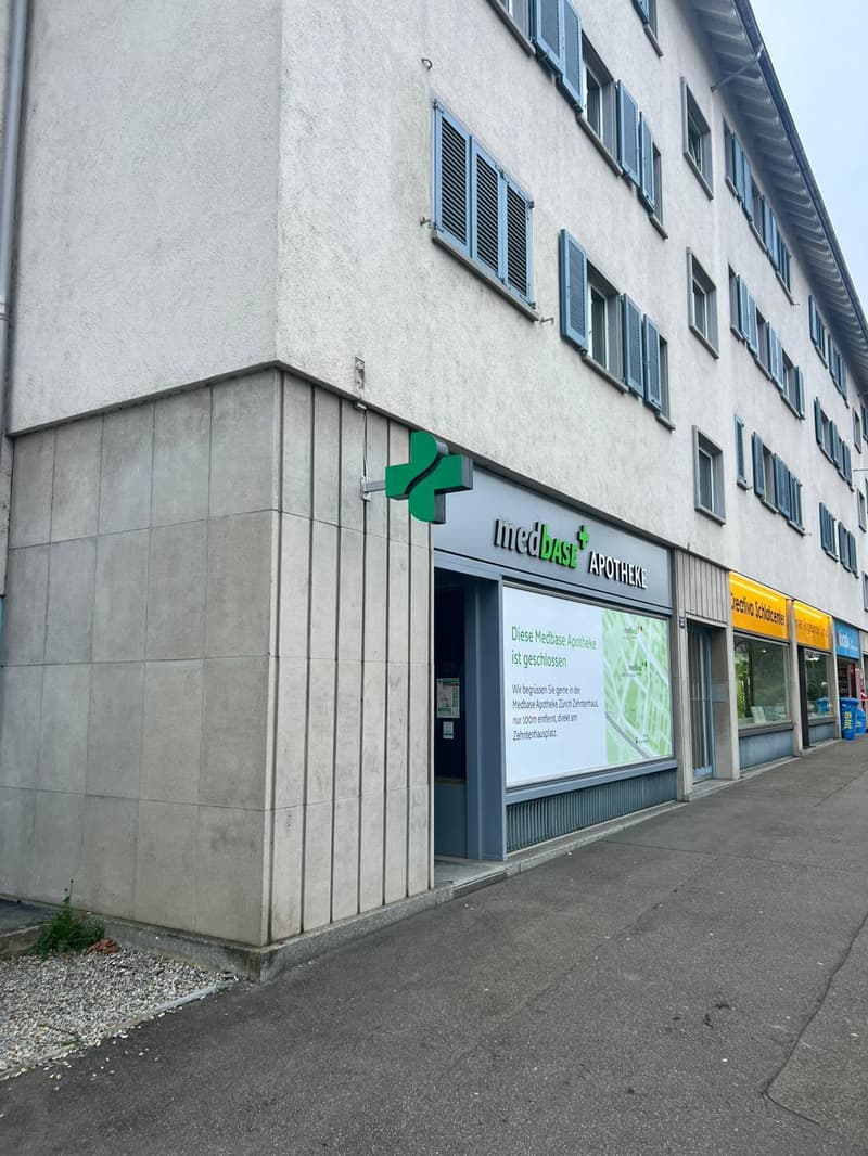 Spazio commerciale centrale, polivalente e ben collegato (2)