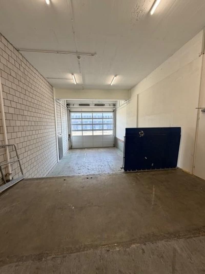 Mix & Match - Due aree di stoccaggio con una superficie totale di 260 m²! (6)