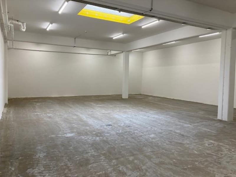 Mix & Match - Due aree di stoccaggio con una superficie totale di 260 m²! (2)