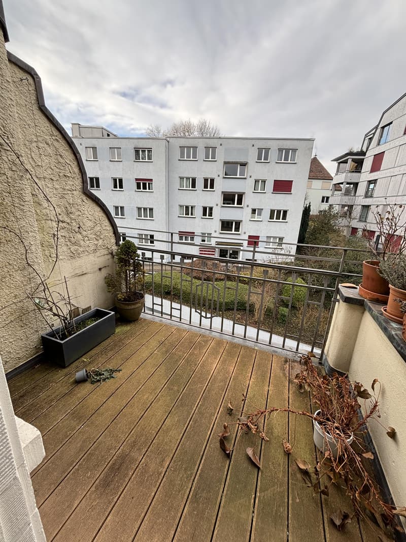 Appartement mansardé charmant dans un emplacement calme et attractif ! (6)