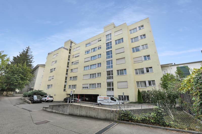 Parking space in Dietikon city center (1)