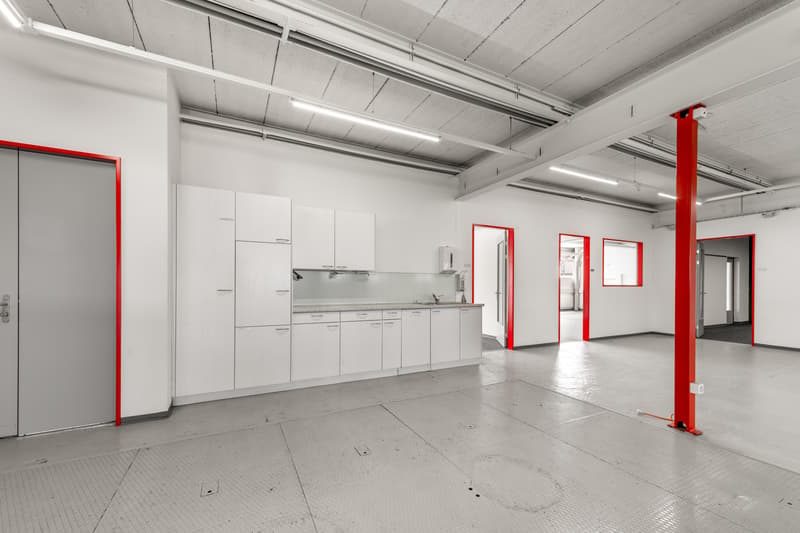 Compact & bright office space near A1 Würenlos (5)