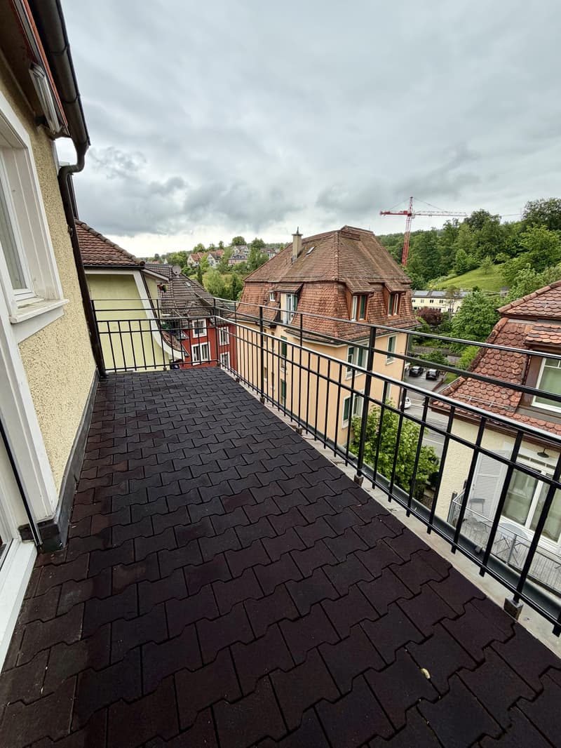 Appartement de maisonnette exclusif de 3,5 pièces avec cheminée dans le populaire Kreis 8 (12)