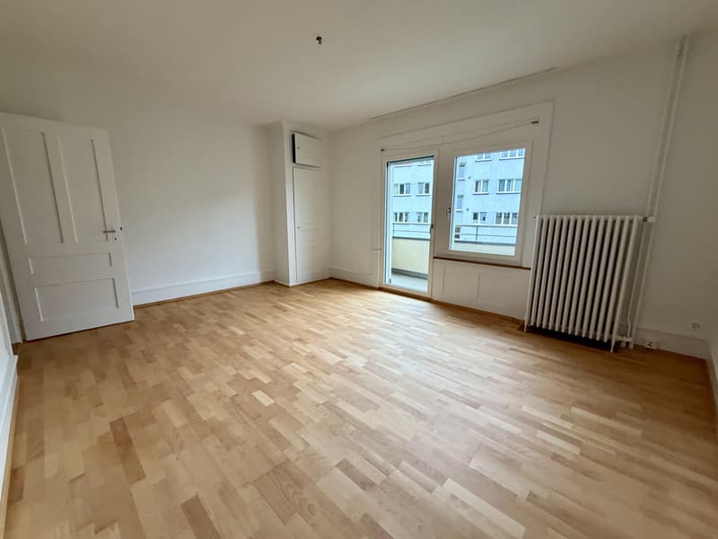 Appartement de maisonnette exclusif de 3,5 pièces avec cheminée dans le populaire Kreis 8 (5)