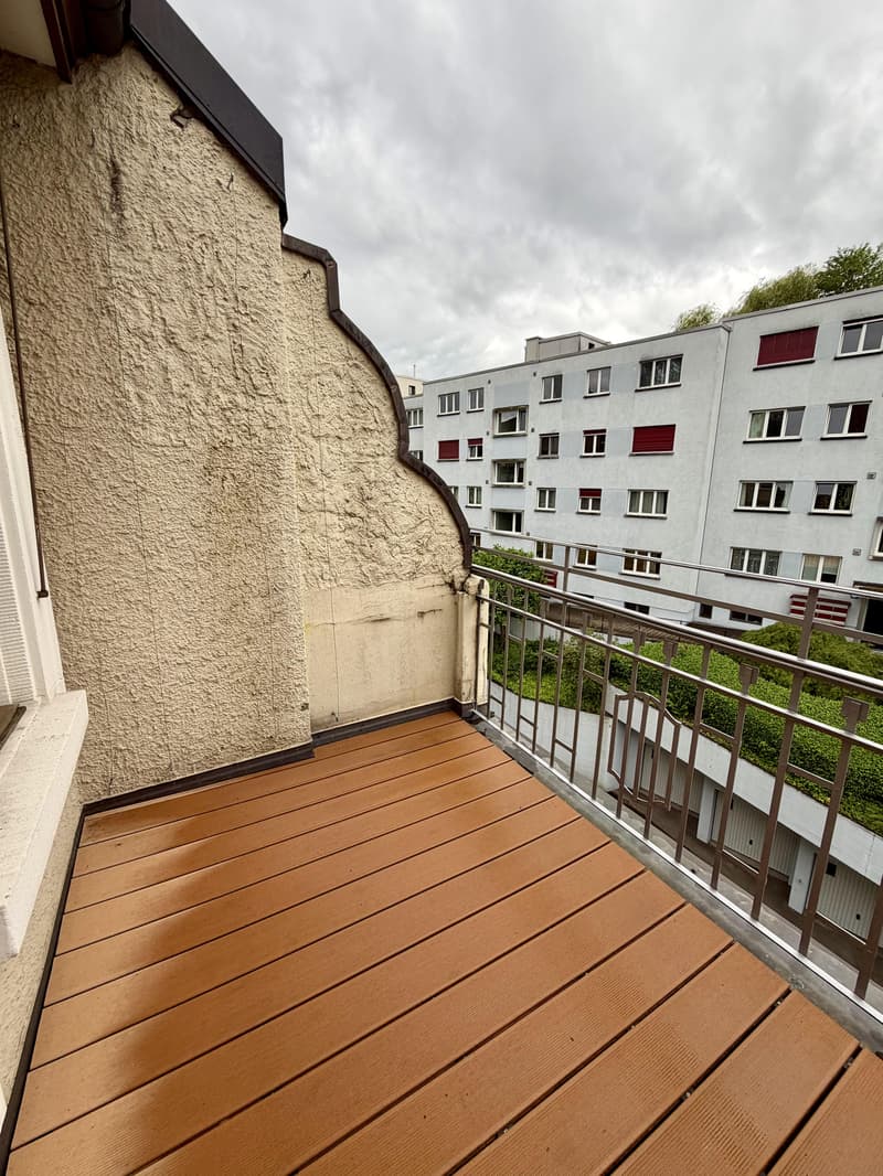 Appartement de maisonnette exclusif de 3,5 pièces avec cheminée dans le populaire Kreis 8 (11)