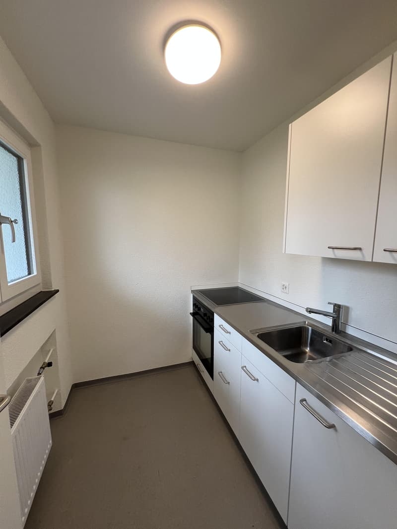 Beautifully renovated apartment - right by Kloten train station (5)