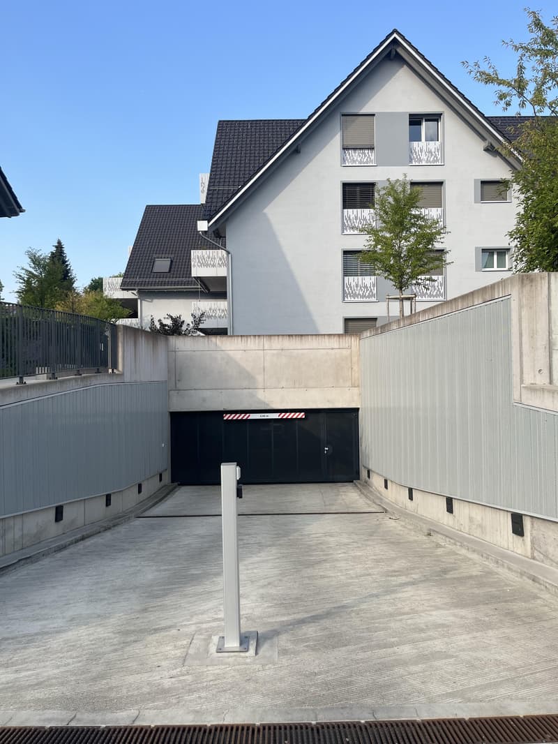 Einstellparkplätze zu vermieten! (1)