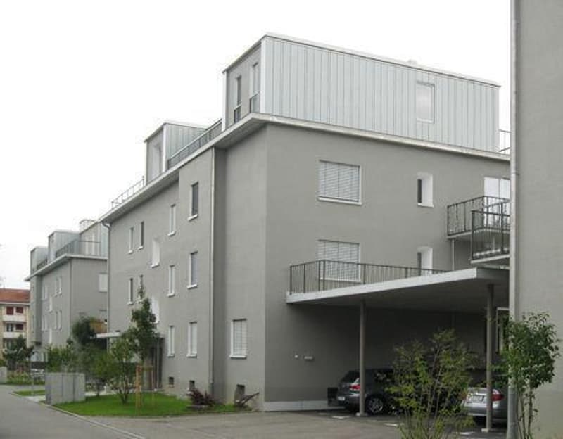 Attraktive 4.5 Zimmerwohnung in Glattbrugg (1)