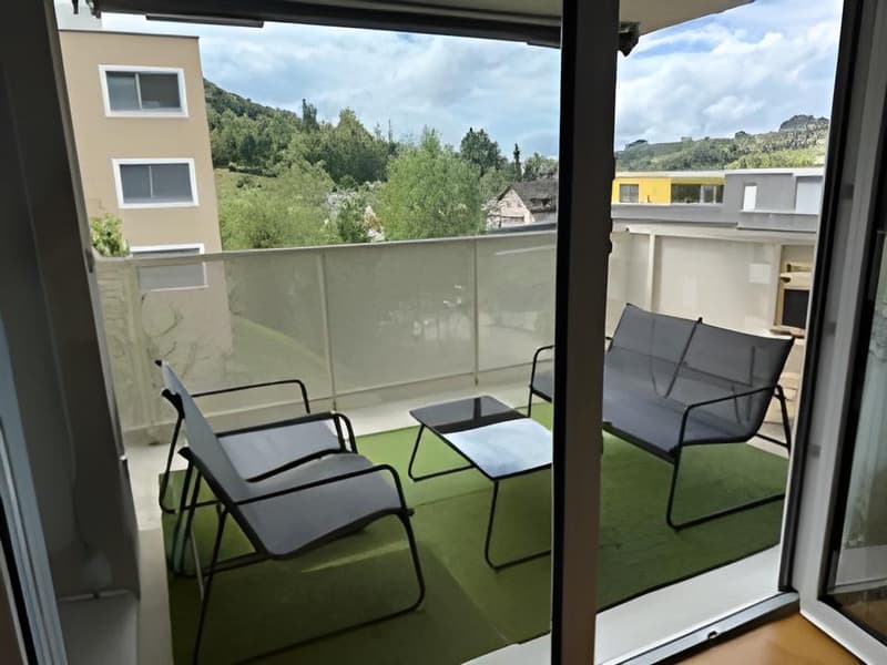 Modern, hell & gemütlich 2.5 Zimmer in Wald ZH (5)