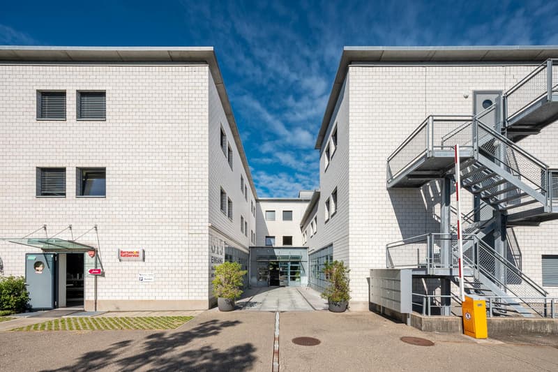 Ihr neuer Standort: Sichtbare Adresse im Handwerkerzentrum (1)