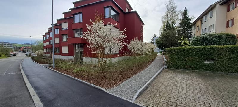 Eleganz trifft Funktionalität: Neubau 3.5-Zimmerwohnung in Bülach (2)