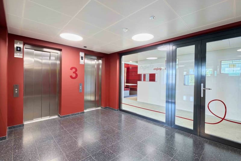 Spazio di locazione moderno di 954 m2 al 3° piano (19)