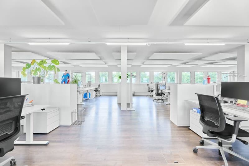 High-quality office and commercial space (8)