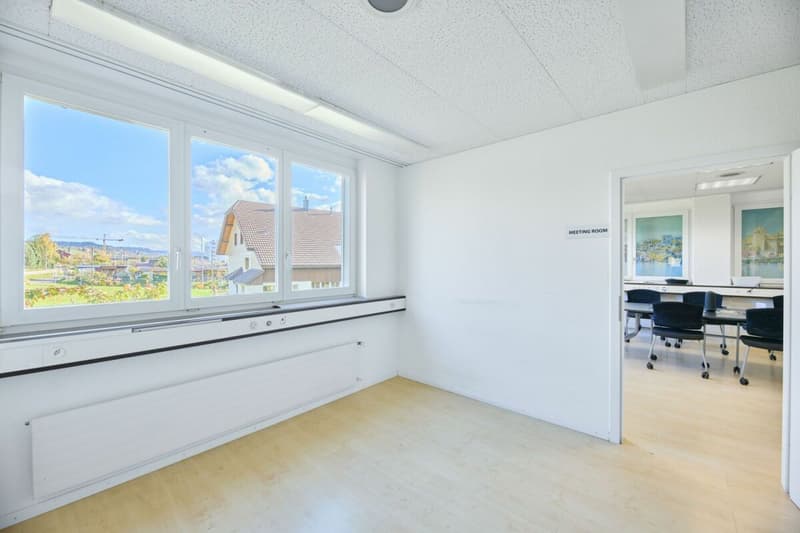 Office und Meeting-Raum (EG 0.12 + 0.11)