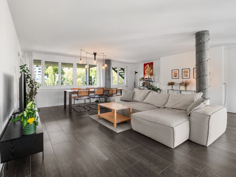 Living directly on the Limmat – Exclusive 5.5-room apartment (3)