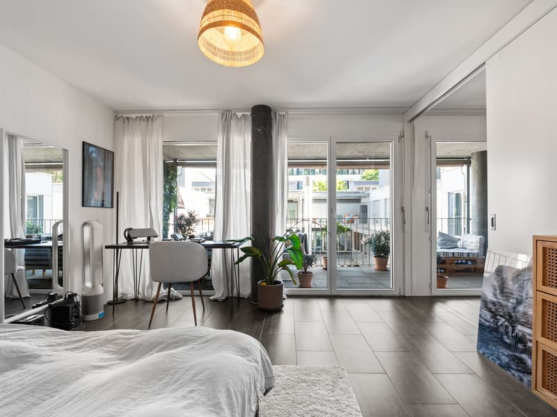Living directly on the Limmat – Exclusive 5.5-room apartment (4)