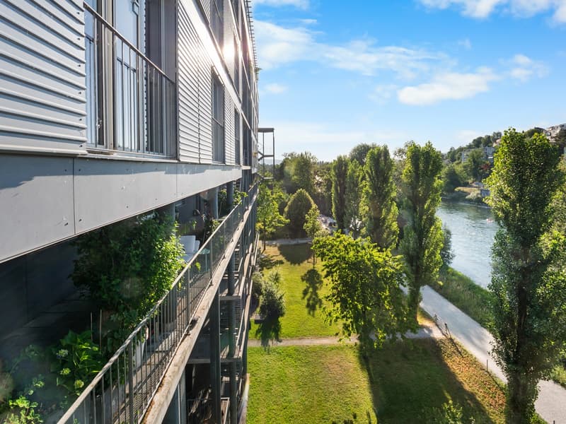 Living directly on the Limmat – Exclusive 5.5-room apartment (9)