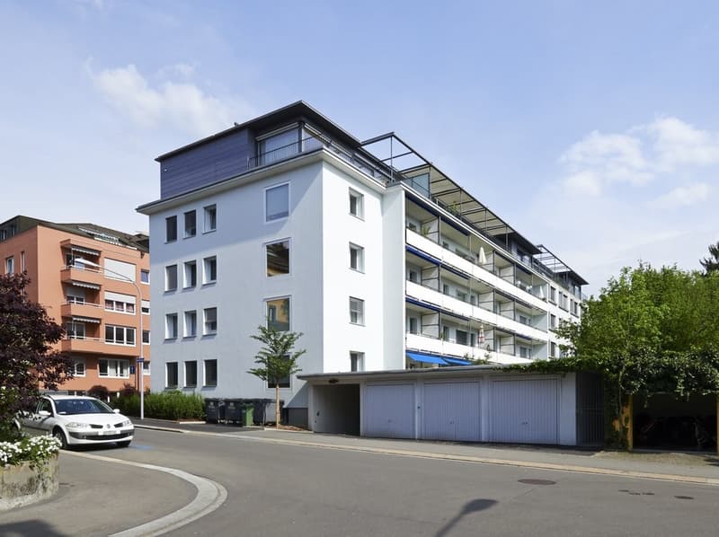 2045_80_8021_Tiefgarageneinfahrt_SCF.jpg