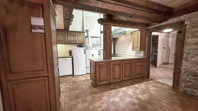 Maison jumelée 5.5 pces avec jardin d'agrément au Mont-de-Buttes / NE (6)