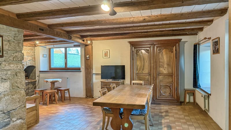 Maison jumelée 5.5 pces avec jardin d'agrément au Mont-de-Buttes / NE (4)