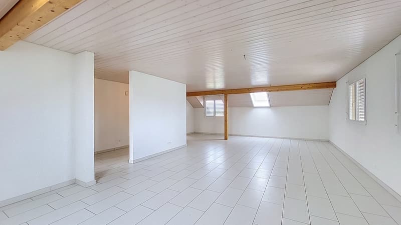 Apartment 3.5 rooms of 119 m2 with balcony in Chabrey / VD (3)