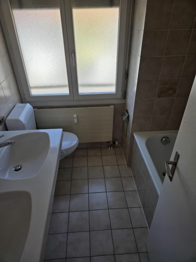 Bright apartment in central location (3)