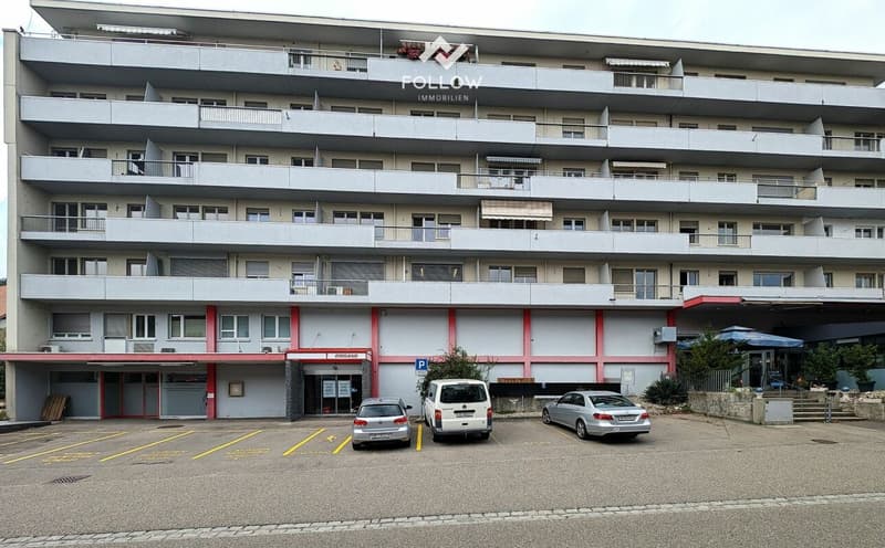 Espace commercial polyvalent au centre de Lengnau - avec concept de salle flexible (4)