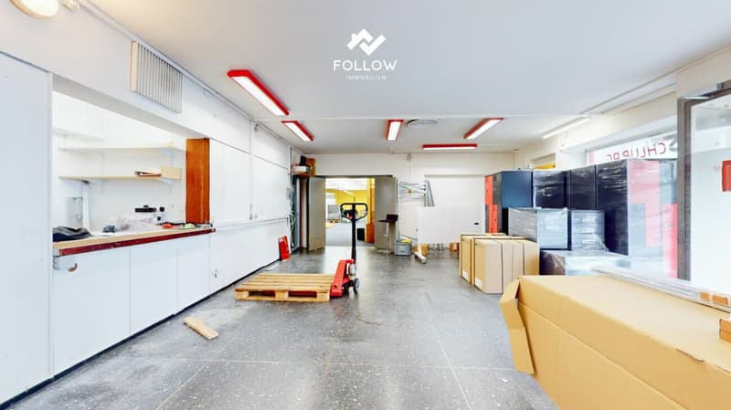Espace commercial polyvalent au centre de Lengnau - avec concept de salle flexible (18)
