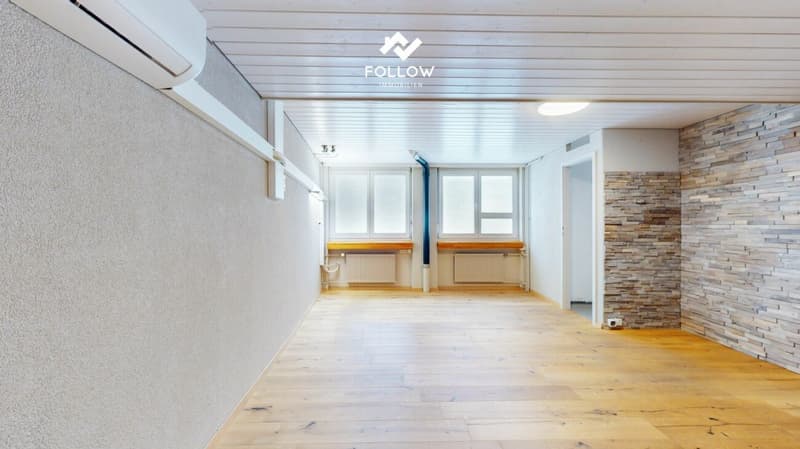 Espace commercial polyvalent au centre de Lengnau - avec concept de salle flexible (10)