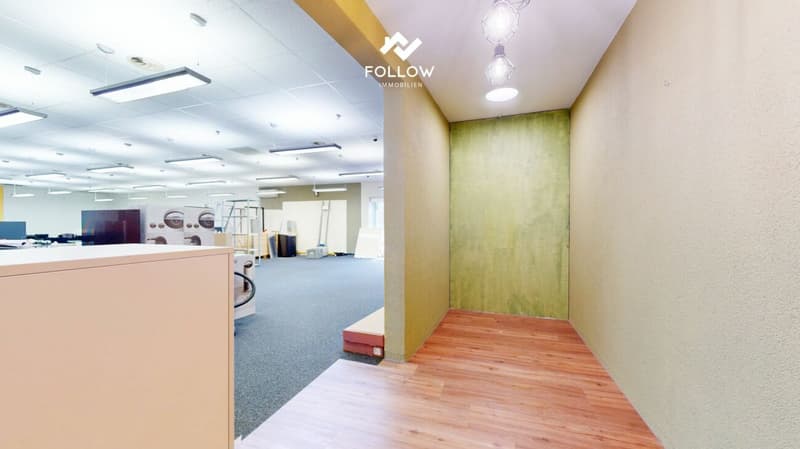 Espace commercial polyvalent au centre de Lengnau - avec concept de salle flexible (16)