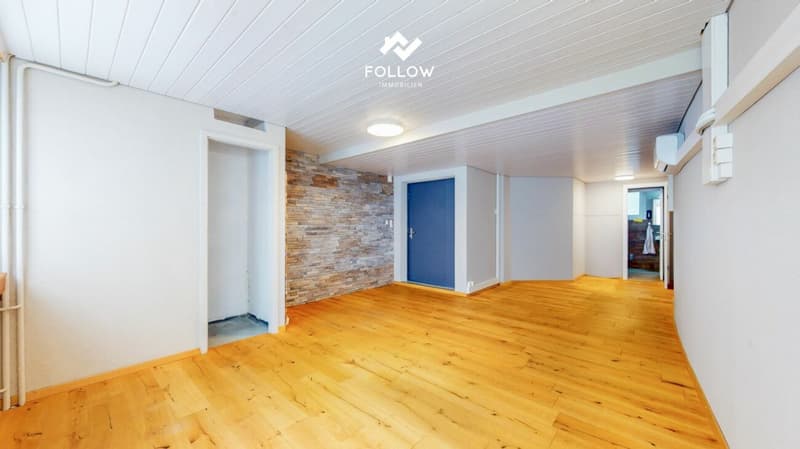 Espace commercial polyvalent au centre de Lengnau - avec concept de salle flexible (19)