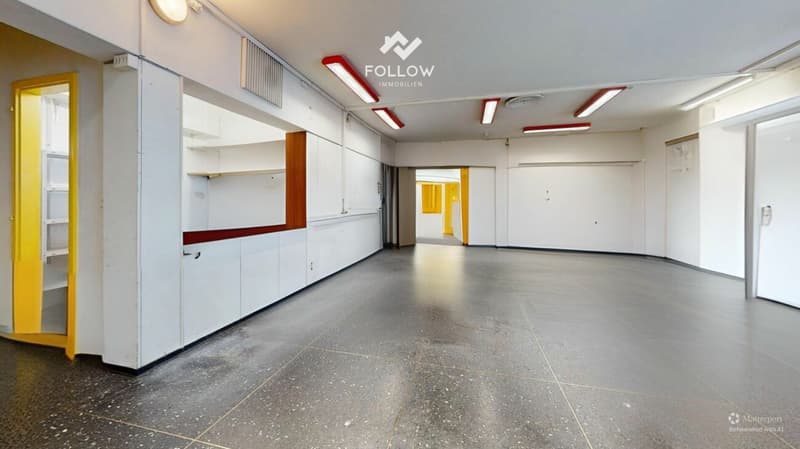 Espace commercial polyvalent au centre de Lengnau - avec concept de salle flexible (9)