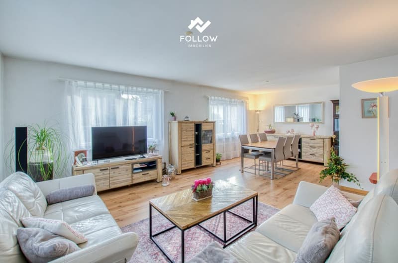 Apartment with lake view and private garden (5)