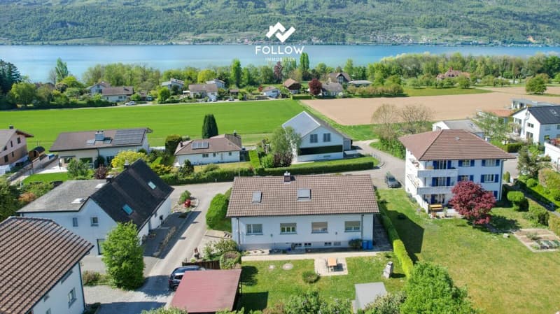 Apartment with lake view and private garden (2)