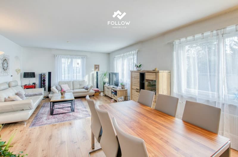 Apartment with lake view and private garden (4)