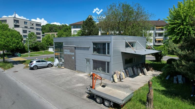 Your new company location: Compact and bright commercial hall with office (7)