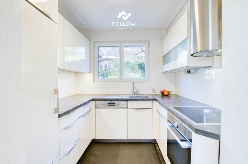 Living with a wide view, two-family house in a prime hillside location (6)
