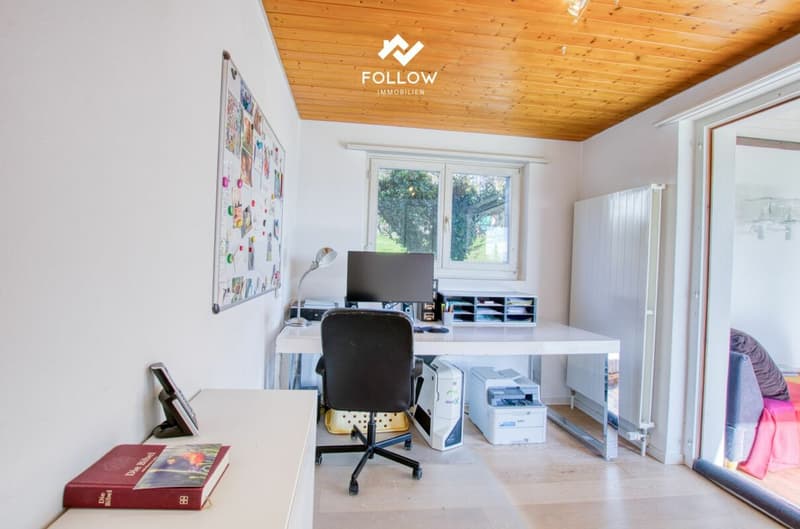 Living with a wide view, two-family house in a prime hillside location (16)