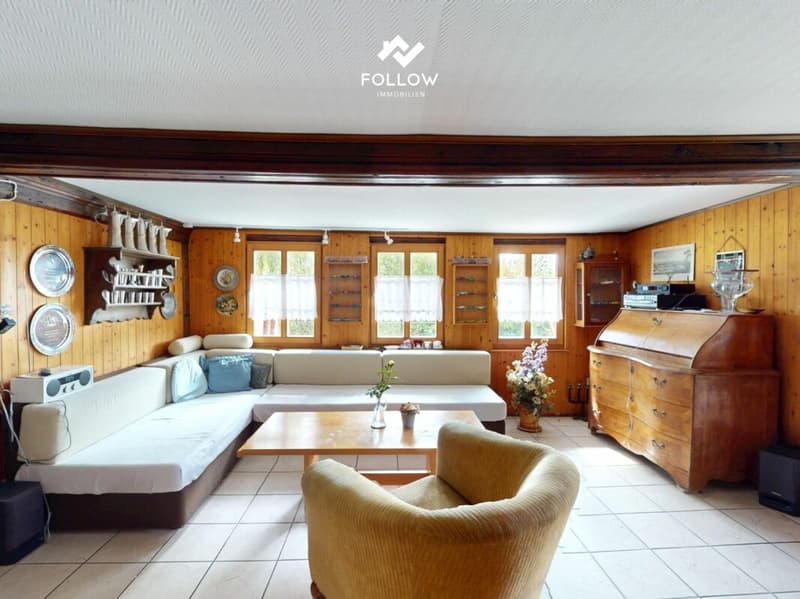 Renovated farmhouse with charm and far-reaching views in a quiet location (4)